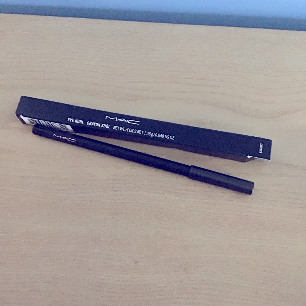 MAC Cosmetics Eye Khol Pencil Smolder Black New In Box